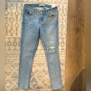 LEVIS 711 Ripped Skinny Jeans